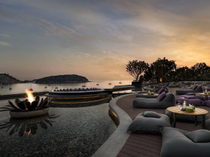 Отель The Nai Harn