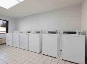 Quality Inn & Suites Artesia