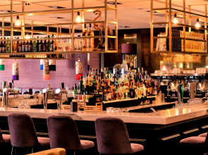 Отель Van der Valk Schiphol A4