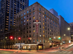 Executive Hotel Pacific