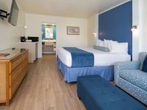 Outrigger Beach Resort