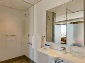 Protea Hotel by Marriott Cape Town Waterfront Breakwater Lodge