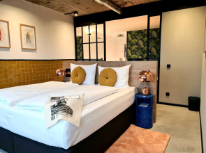 KONCEPT Hotel International