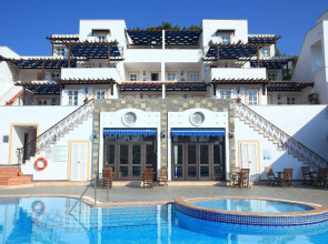 Elementa Boutique Hotel