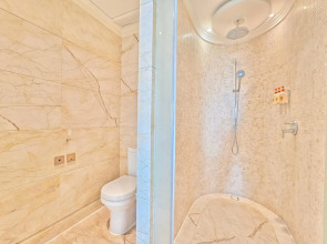 Отель Crowne Plaza Resort Sanya Bay