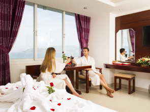 Majestic Nha Trang Hotel