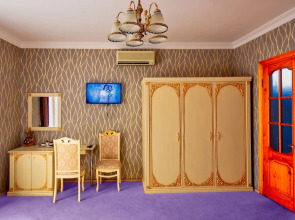 Отель Iva Old City