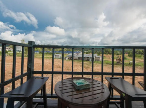 Vacation Time House by ZUZU