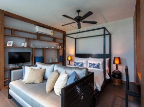 Wings Phuket Villa by Two Villas Holiday