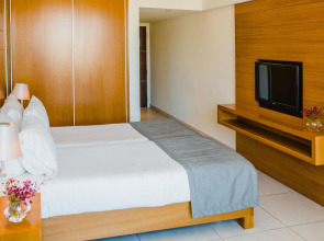 Napa Plaza Hotel - Adults Only