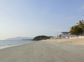 Corrie Chalet Pantai Cenang Langkawi