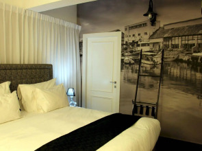 Dizengoff Avenue Hotel