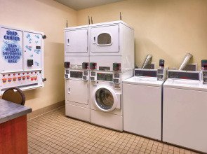 Hyatt Place Waikiki Beach