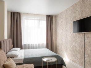 4 Ugla (Четыре угла) на Максима Горького 150