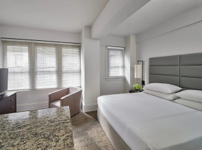 AKA Rittenhouse Square