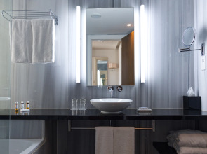 Sunrise Pearl Hotel & Spa