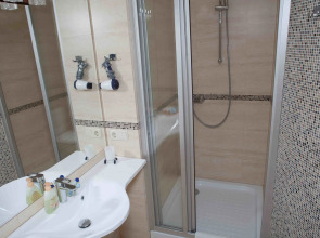 Мини-отель «Седьмое небо», ул. Евгения Коновальца