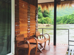 Koh Mueangkarn Paradise View Resort