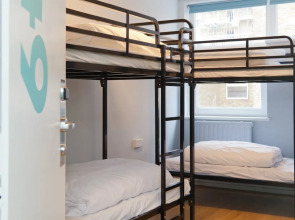 Via Limehouse - Hostel