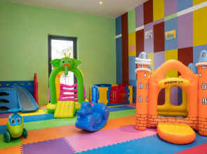 Cam Ranh Riviera Beach Resort & Spa