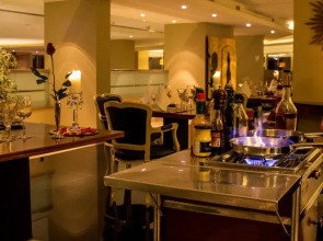 Отель Royal Savoy