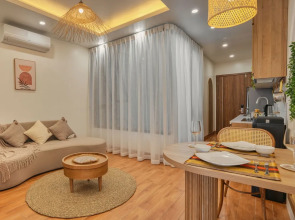 iRest Orange Tay Ho Lakeside Apartment