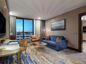 DoubleTree By Hilton Antalya City Centre