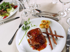 Rafain Palace Hotel & Convention Center