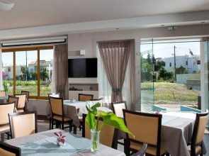 Mary Hotel & Mary Royal Suites