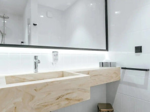 Sangate Hotel Airport