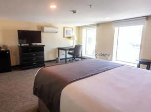 Urban Green Hotel & Suites