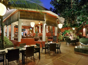 PinkCoco Uluwatu - Constant Surprises & for Cool Adults Only