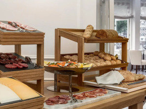 Tivoli Doelen Amsterdam Hotel