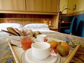 Antica Villa Graziella Hotel