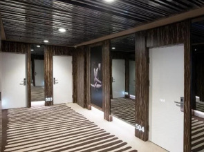 Дизайн-отель 11 Mirrors