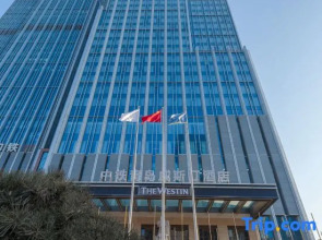 Yuelan Seaview Hotel Apartment (Qingdao May Fourth Square China Railway Center)