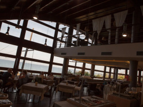 Canado Club Family Village