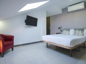 The Lights City Rooms