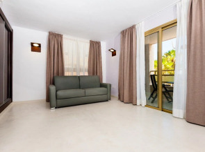 Kn Aparthotel Columbus