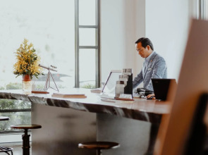 Renaissance Riverside Hotel Saigon