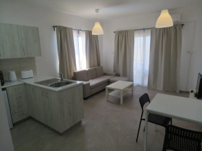 Polyxeni Hotel Apartments