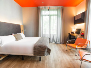 Petit Palace Plaza del Carmen