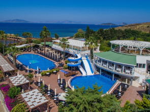 Golden Beach Resort & Spa