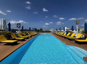 Days Inn by Wyndham Patong Beach Phuket