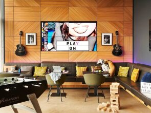 Moxy Edinburgh Airport