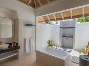 Курорт Kurumba Maldives