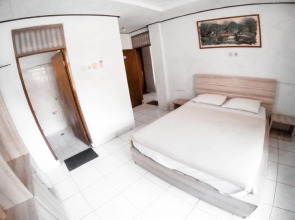 Palm Garden Kuta Hotel