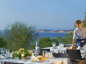 Отель Pomegranate Wellness Spa