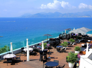 Canopy by Hilton Cannes