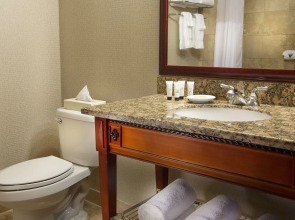 Holiday Inn Portland - Columbia Riverfront by IHG